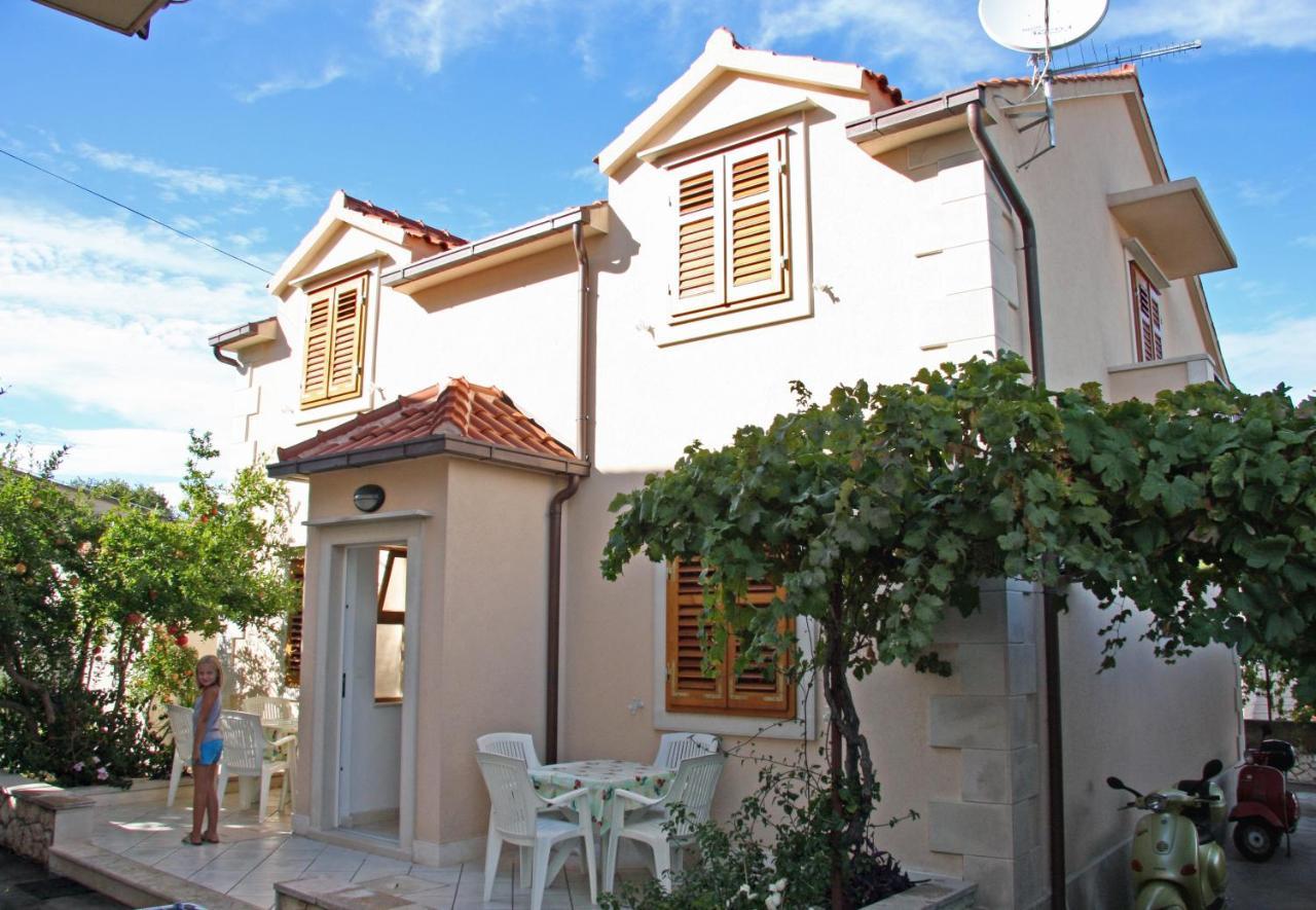 Apartments With A Parking Space Supetar, Brac - 6037 Exteriér fotografie